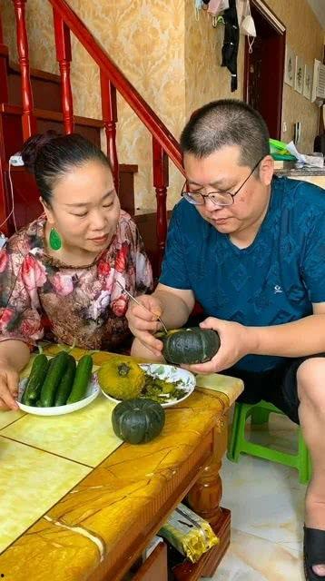 妈妈吃大瓜